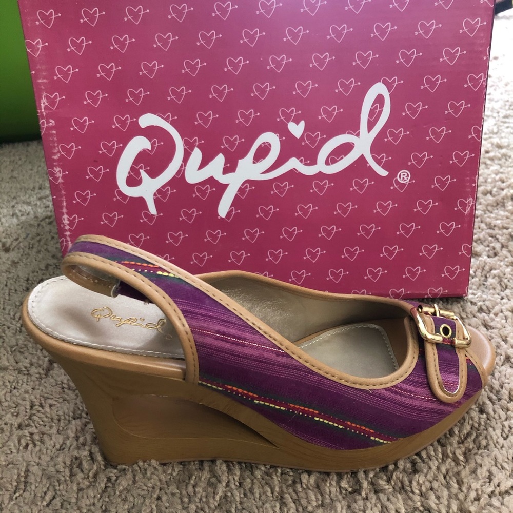 Qupid Wedges With Buckle Detail New In Box